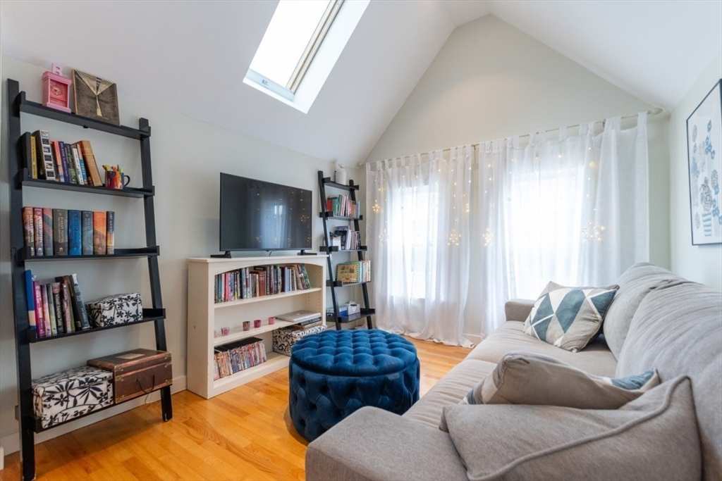 28 Holyoke Road, Unit 3 Somerville, MA 02144 - Photo 3 of 39 Gallery Image 3
