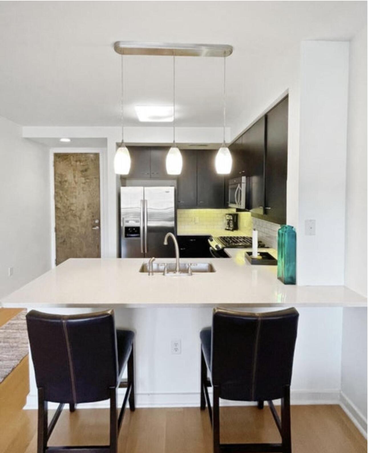 200 Manufacturers Road, Unit 320 Chattanooga, TN 37405 - Photo 14 of 67 Breakfast Bar