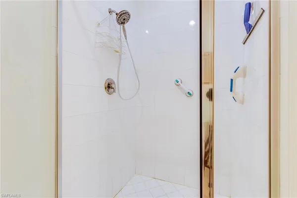 $5,700 | 9088 Chula Vista Street, Unit 1083, Naples, FL 34113