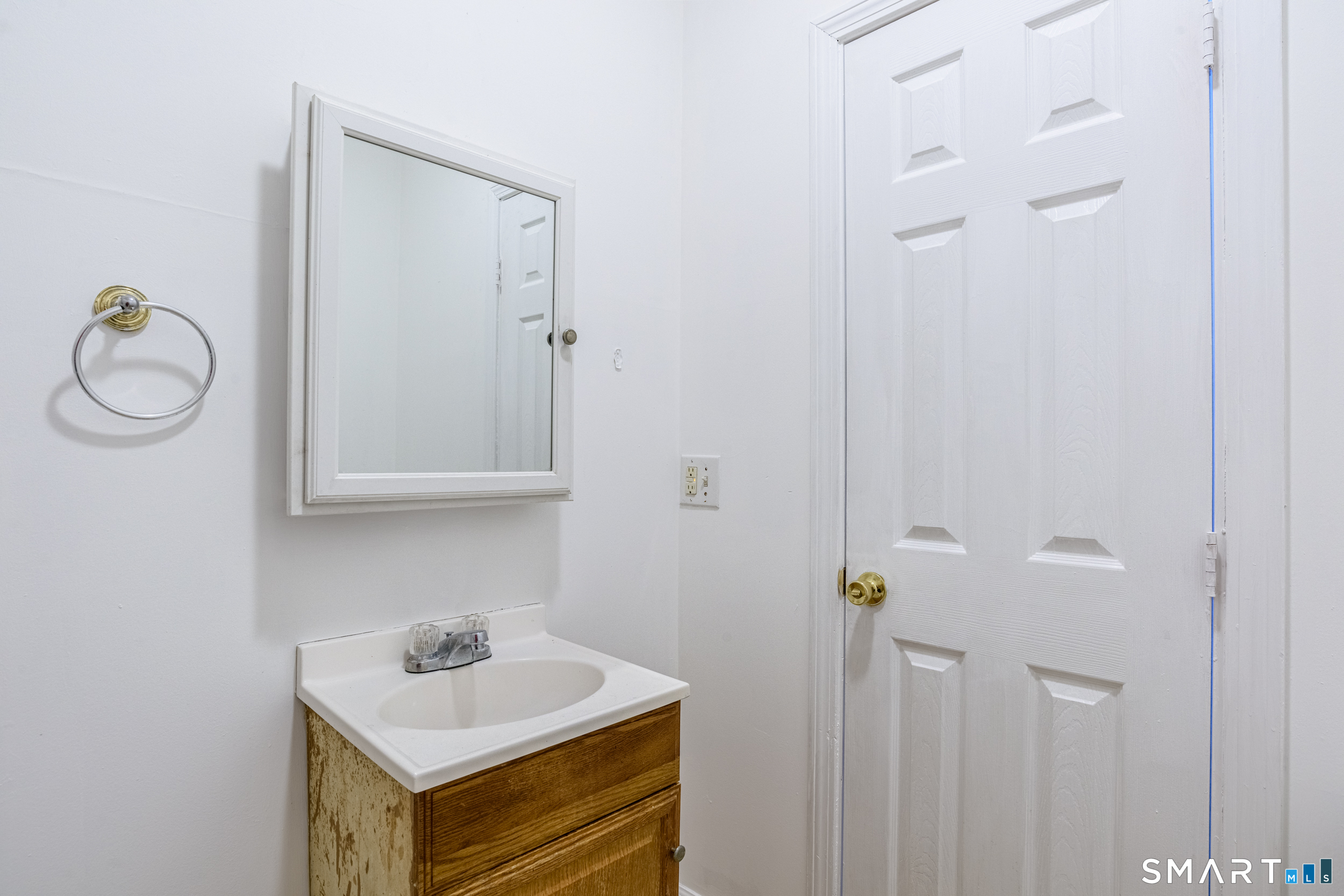 293 Division Street New Haven, CT 06511 - Photo 12 of 23