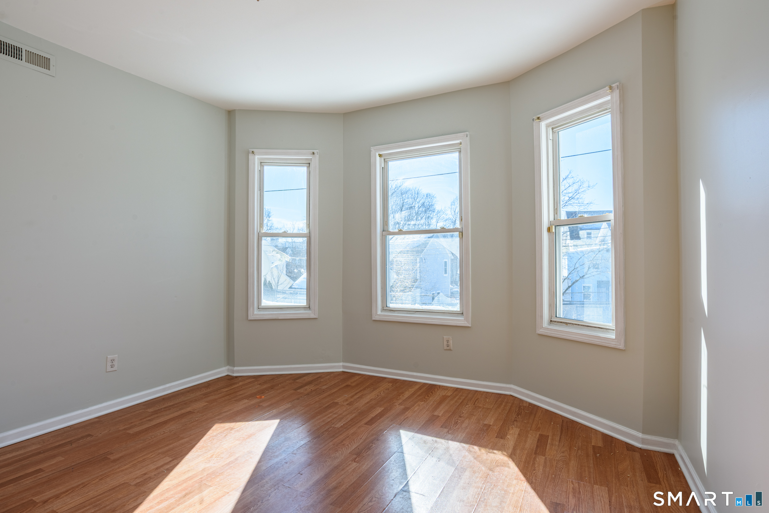 293 Division Street New Haven, CT 06511 - Photo 5 of 23