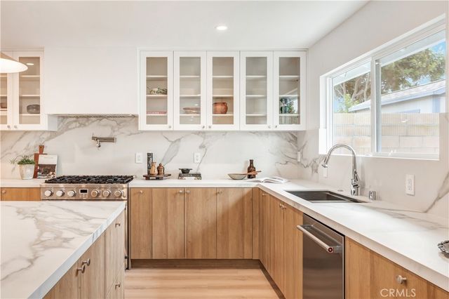 $1,679,000 | 20631 Kelvin Lane, Huntington Beach, CA 92646