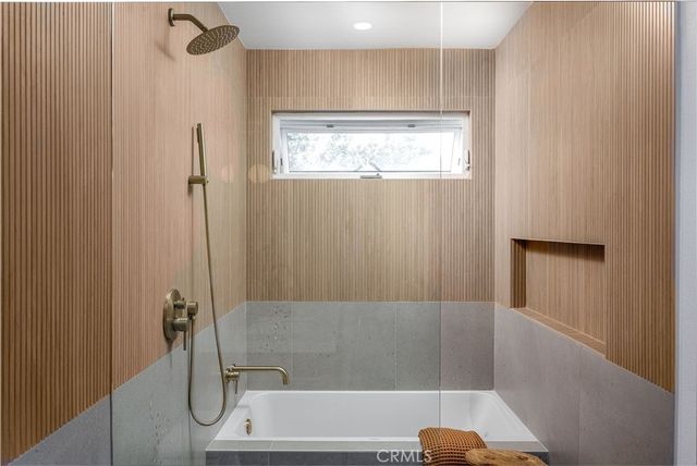 $1,679,000 | 20631 Kelvin Lane, Huntington Beach, CA 92646