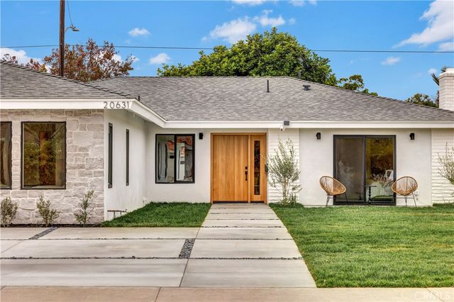 $1,679,000 | 20631 Kelvin Lane, Huntington Beach, CA 92646