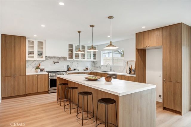 $1,679,000 | 20631 Kelvin Lane, Huntington Beach, CA 92646