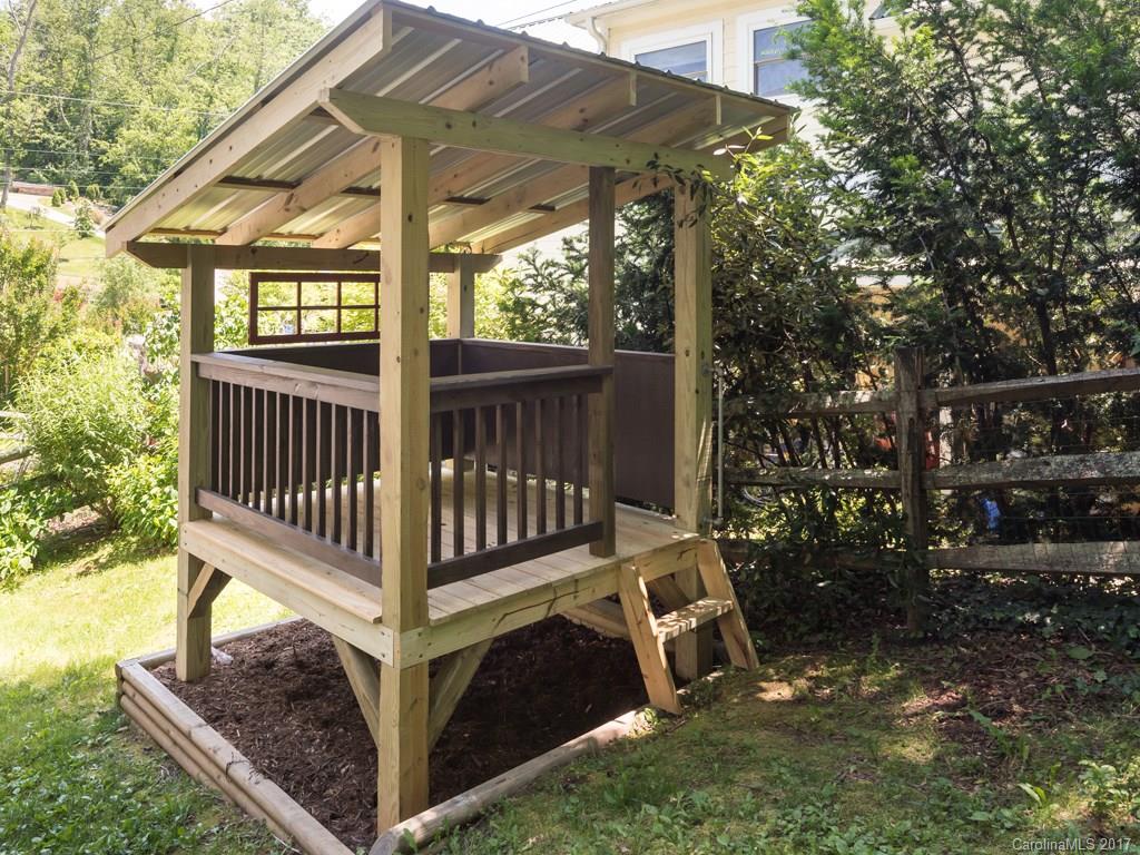 109 Spooks Branch Road Asheville, NC 28804 - Photo 24 of 24 Gallery Image 24