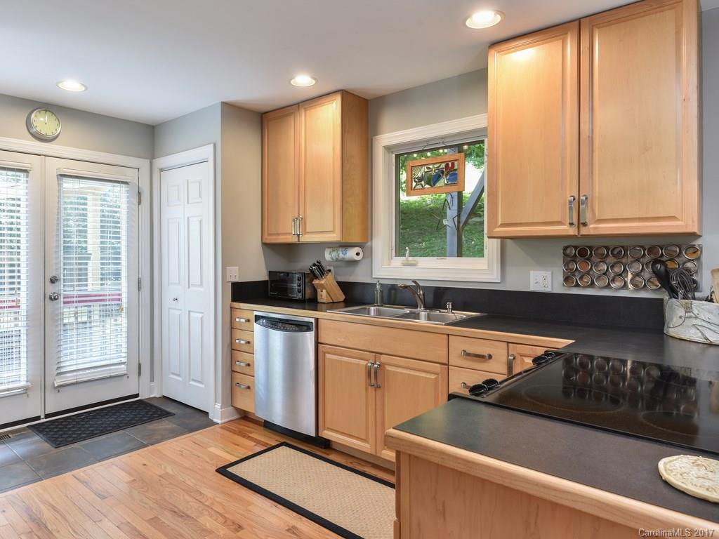 109 Spooks Branch Road Asheville, NC 28804 - Photo 8 of 24 Gallery Image 8
