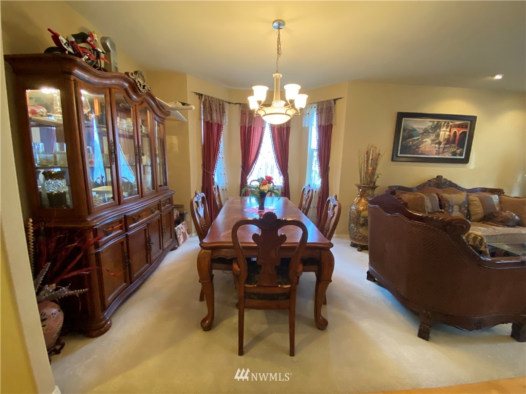 105 203rd Street Southeast Bothell, WA 98012 - Photo 4 of 24