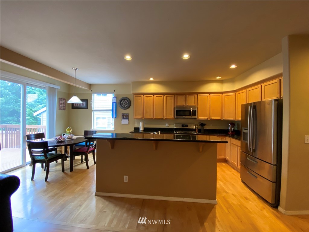 105 203rd Street Southeast Bothell, WA 98012 - Photo 5 of 24