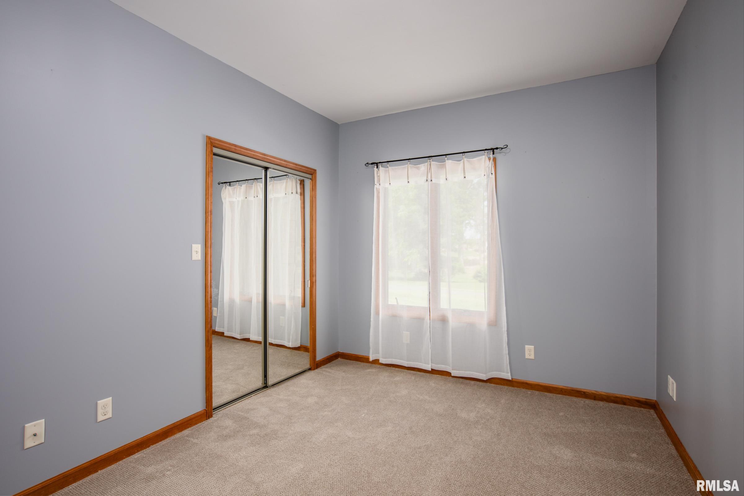 1535 Howard Road Marion, IL 62959 - Photo 17 of 44