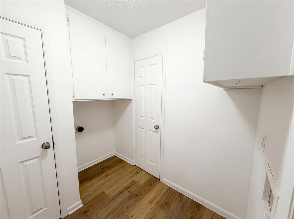 607 State Street Weatherford, TX 76086 - Photo 9 of 16 a view of an empty room