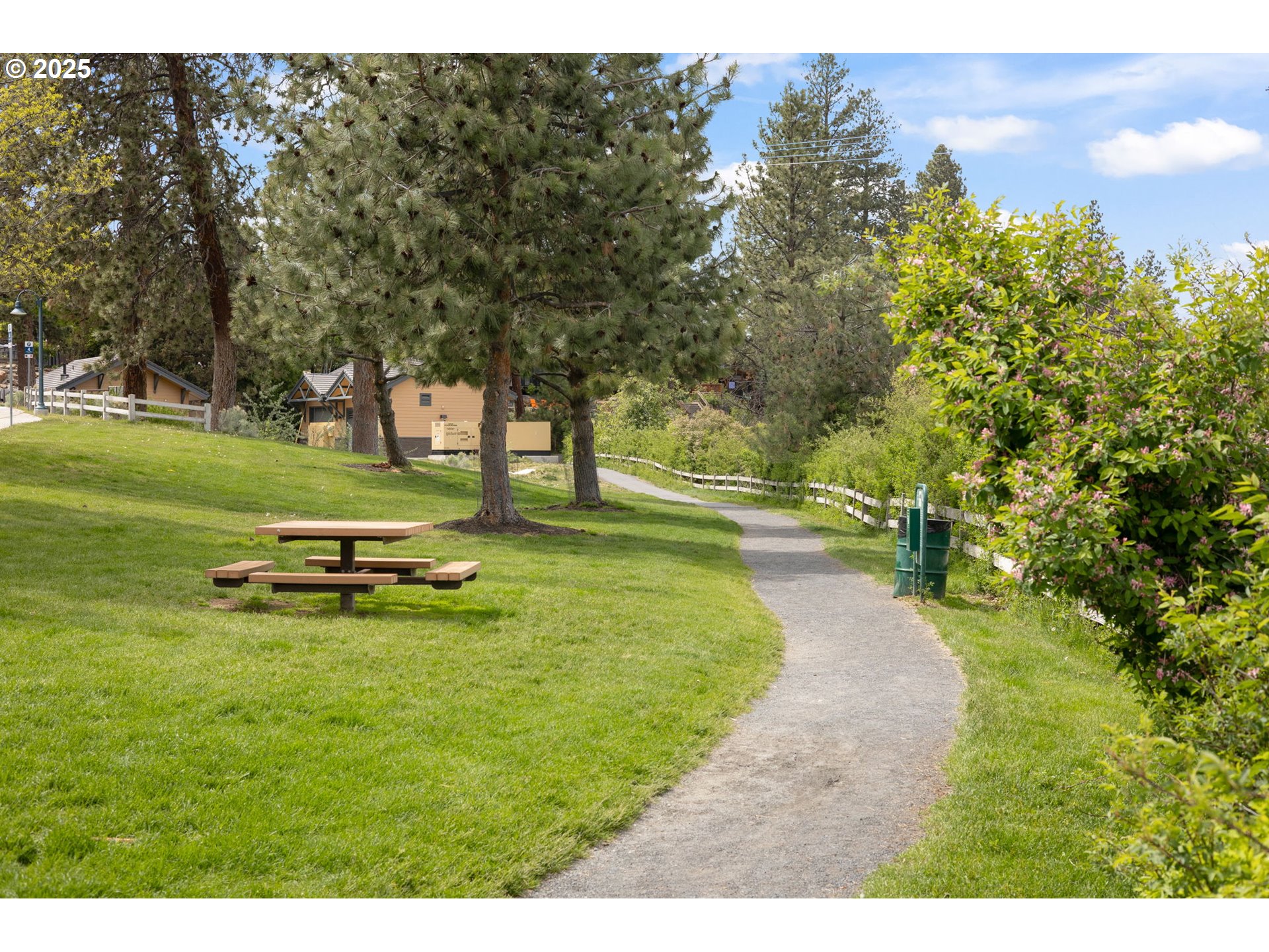 78 Southwest Allen Road Bend, OR 97702 - Photo 29 of 47 Gallery Image 29
