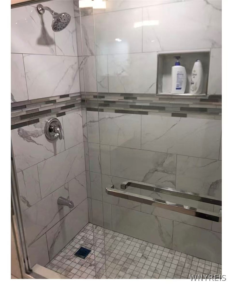 3 Newgate Road Amherst, NY 14226 - Photo 17 of 28