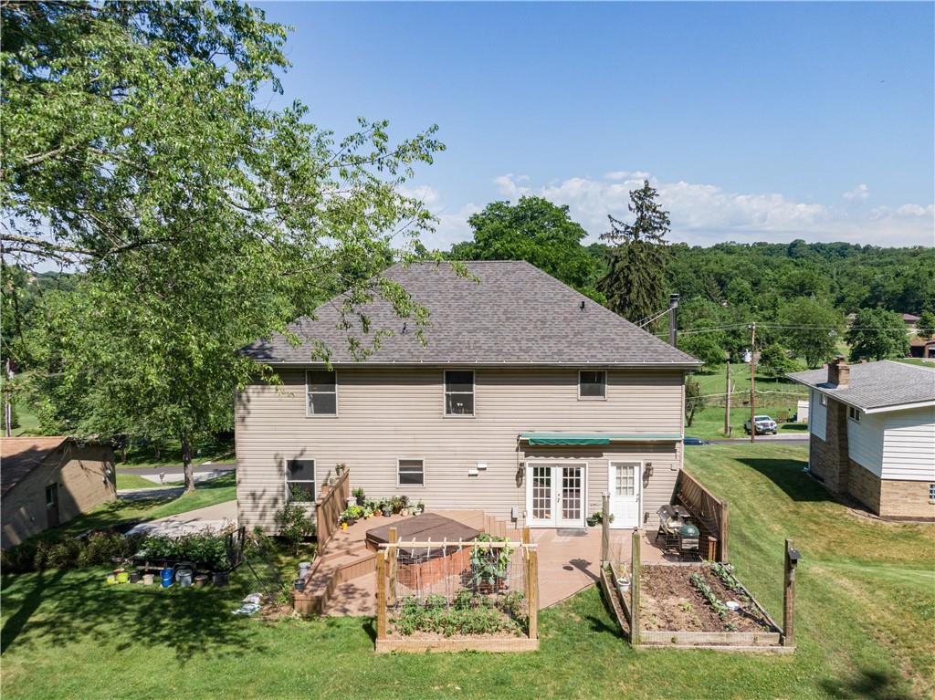 5621 Aiken Road McKees Rocks, PA 15136 - Photo 17 of 25