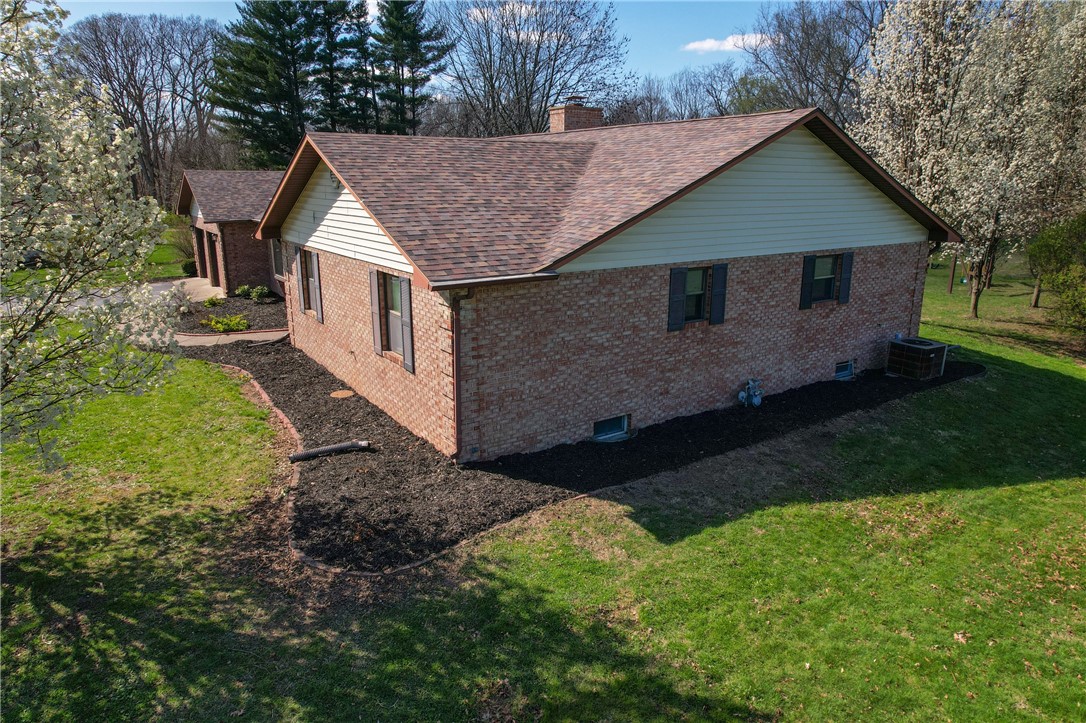 54 Del Vly Road Danville, IL 61832 - Photo 5 of 46