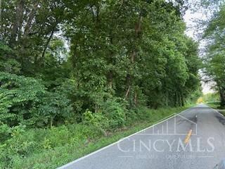 0 Edwardsville Road Clarksville, OH 45113 - Photo 8 of 8 Approximately 640' of road frontage. Woods contain oak, hickory and other types of trees.
