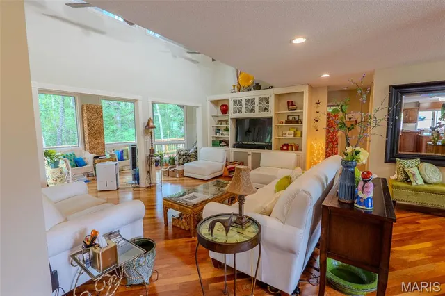 $575,000 | 13151 County Road 2220, Rolla, MO 65401