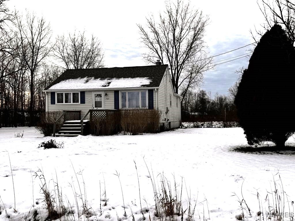 7521 Porter Road Niagara, NY 14304 - Photo 2 of 7