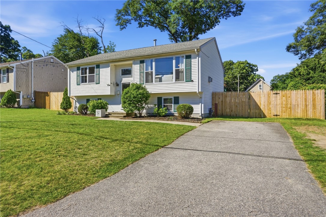 83 Holmes Road Warwick, RI 02888 - Photo 21 of 23