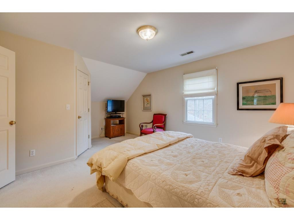 4229 Roderick Court Kingsport, TN 37663 - Photo 29 of 36 Photo 29