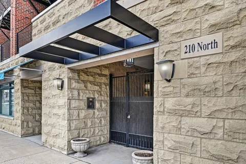 a view of outdoor space