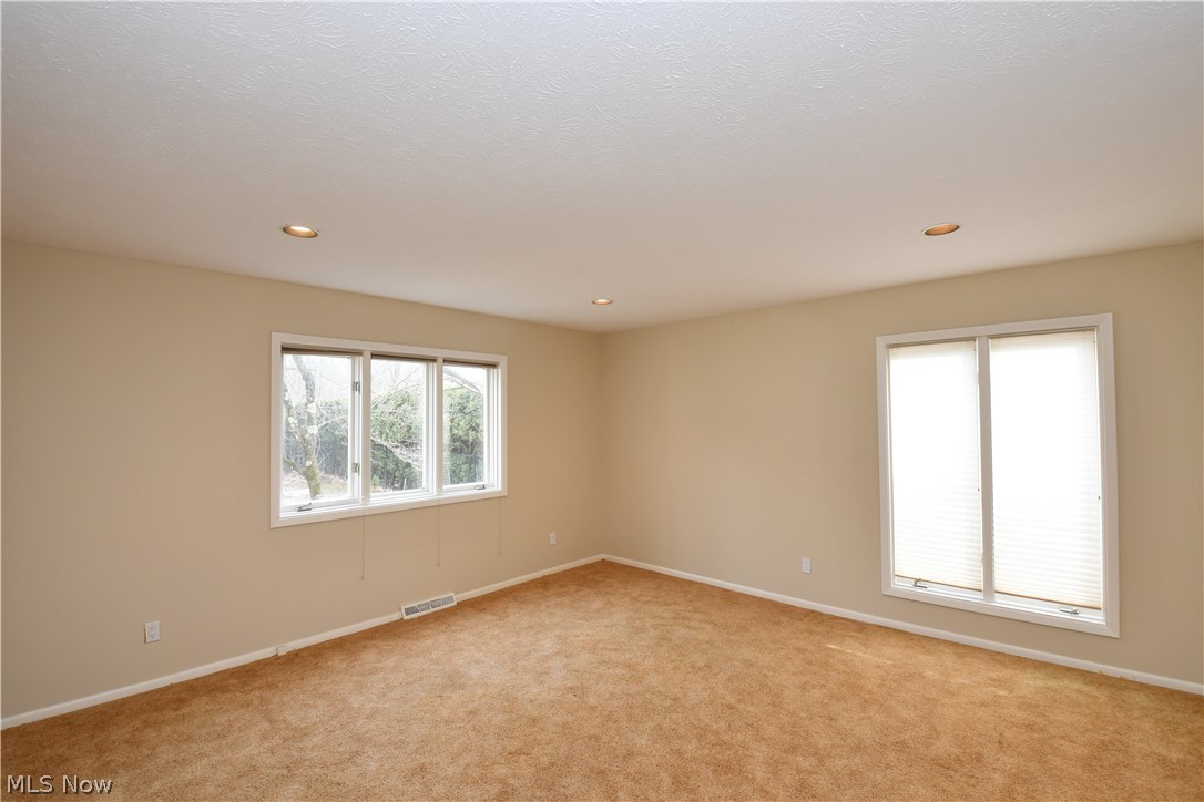 2550 Cedarwood Road Pepper Pike, OH 44124 - Photo 25 of 35