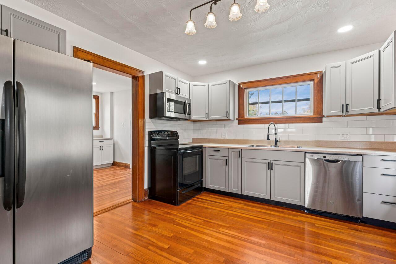 1245 Mt Vernon Road Newark, OH 43055 - Photo 7 of 34 DSC04596