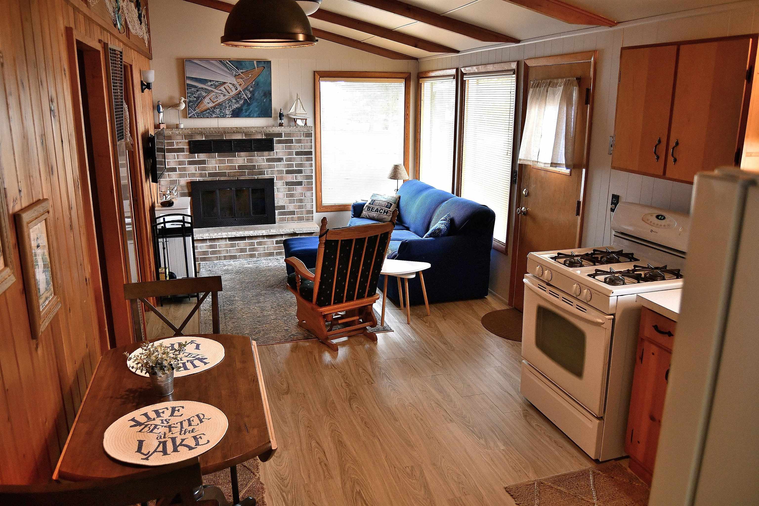 9608 Monroe Road St. Helen, MI 48656 - Photo 6 of 27 1898511-5.JPG