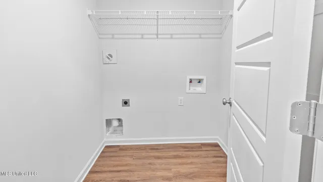 $273,900 | 805 Fairway Avenue, Byram, MS 39272