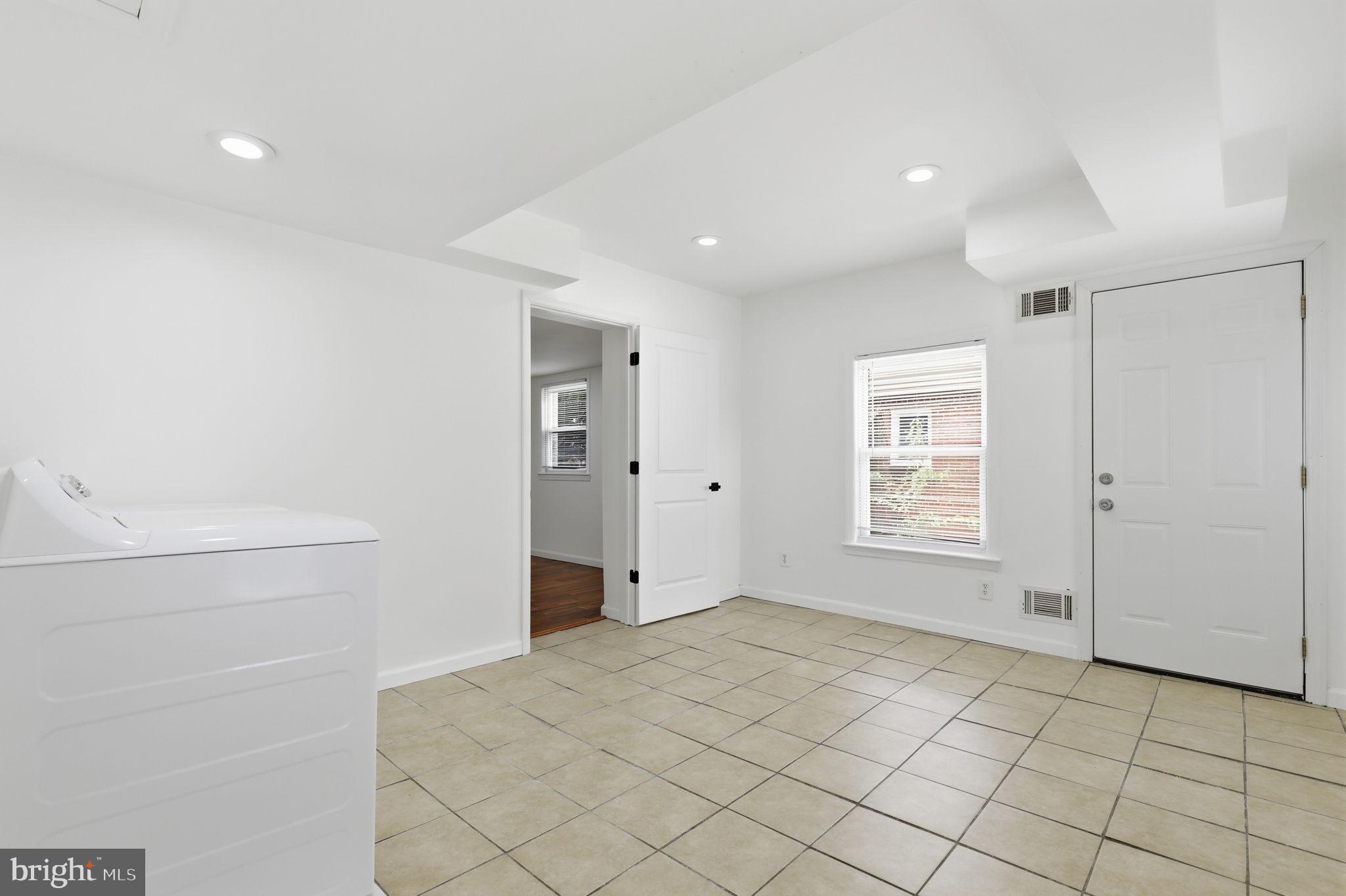 1511 Crest Road Silver Spring, MD 20902 - Photo 13 of 49