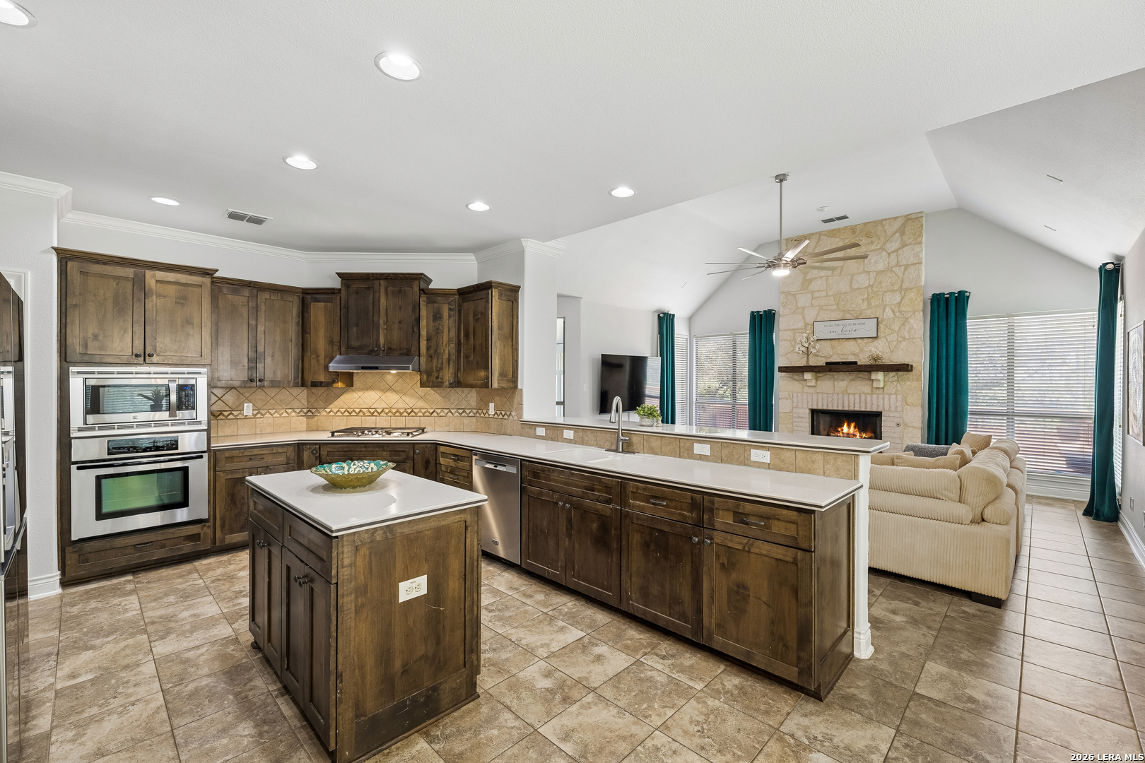 13326 Wind Ridge Helotes, TX 78023 - Photo 17 of 46