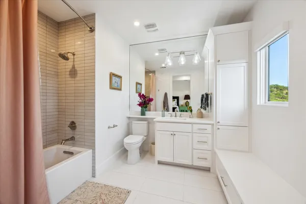 $4,100,000 | 9416 Ranchland Hills Boulevard, Jonestown, TX 78645