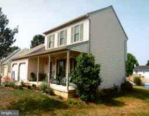 522 North Elm Street Lititz, PA 17543 - Photo 1 of 1 front view of a house with a yard
