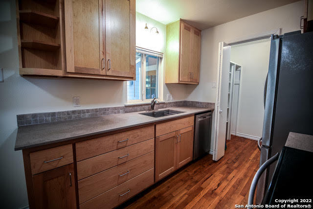 314 2nd Street Blanco, TX 78606 - Photo 6 of 15