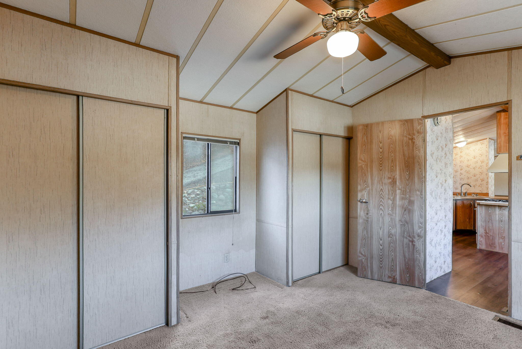 22155 Ravine Court Redding, CA 96003 - Photo 45 of 57 Primary Bedroom