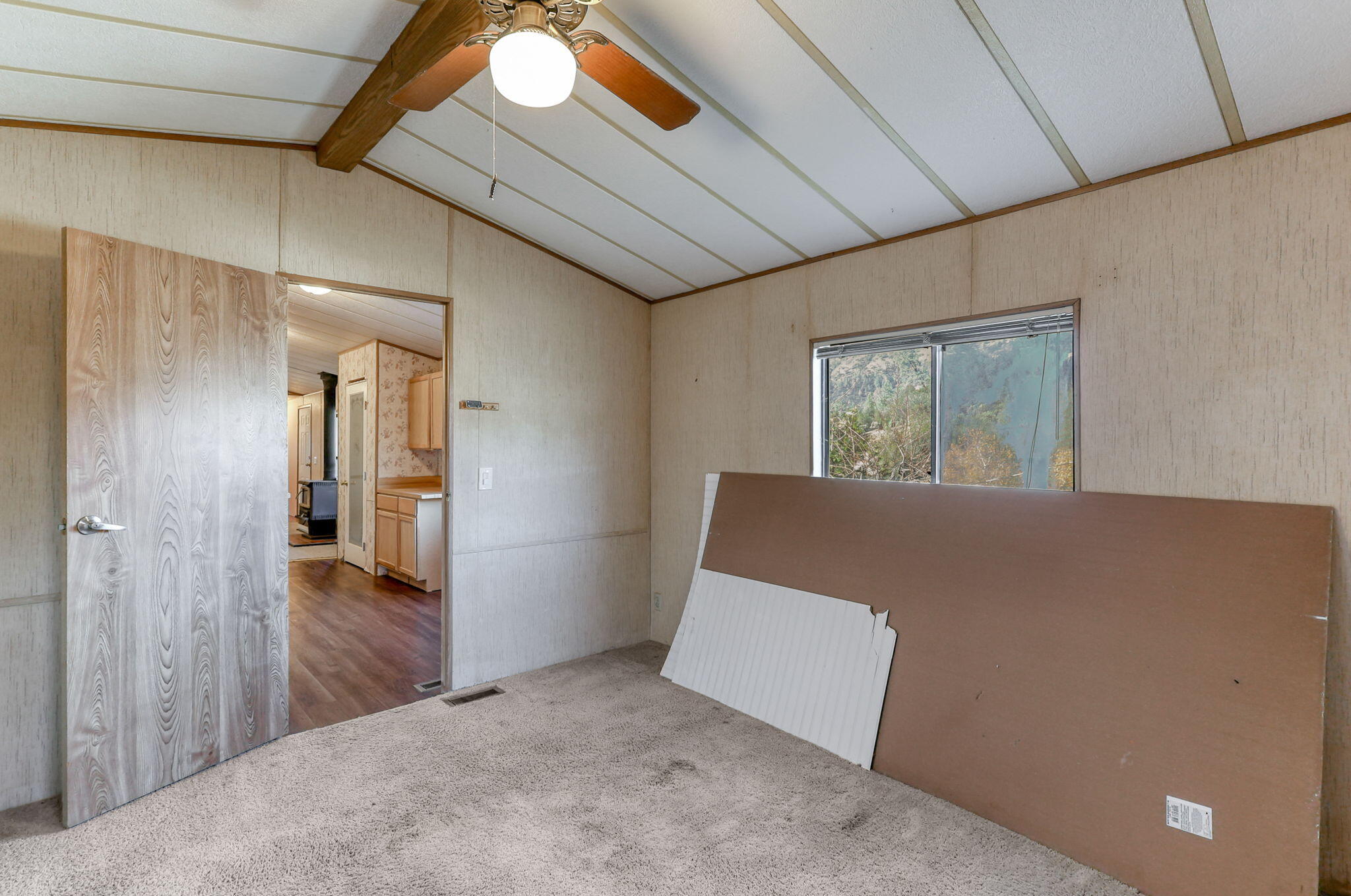 22155 Ravine Court Redding, CA 96003 - Photo 46 of 57 Primary Bedroom