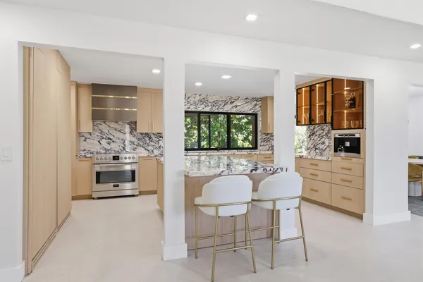 $2,199,999 | 342 Fairway North, Tequesta, FL 33469