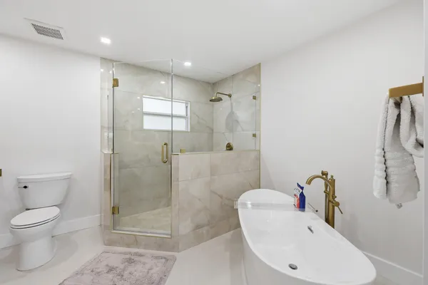 $2,199,999 | 342 Fairway North, Tequesta, FL 33469