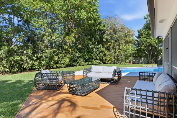 $2,199,999 | 342 Fairway North, Tequesta, FL 33469