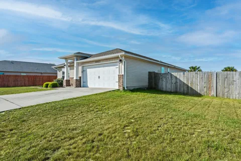 $369,000 | 2423 Spur Lane, Gulf Breeze, FL 32563