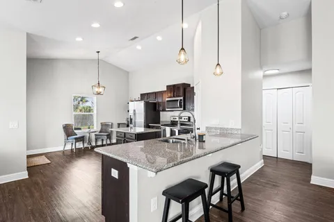 $369,000 | 2423 Spur Lane, Gulf Breeze, FL 32563