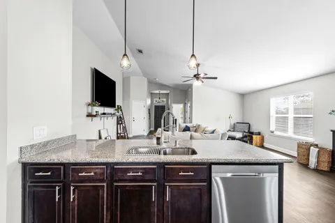 $369,000 | 2423 Spur Lane, Gulf Breeze, FL 32563