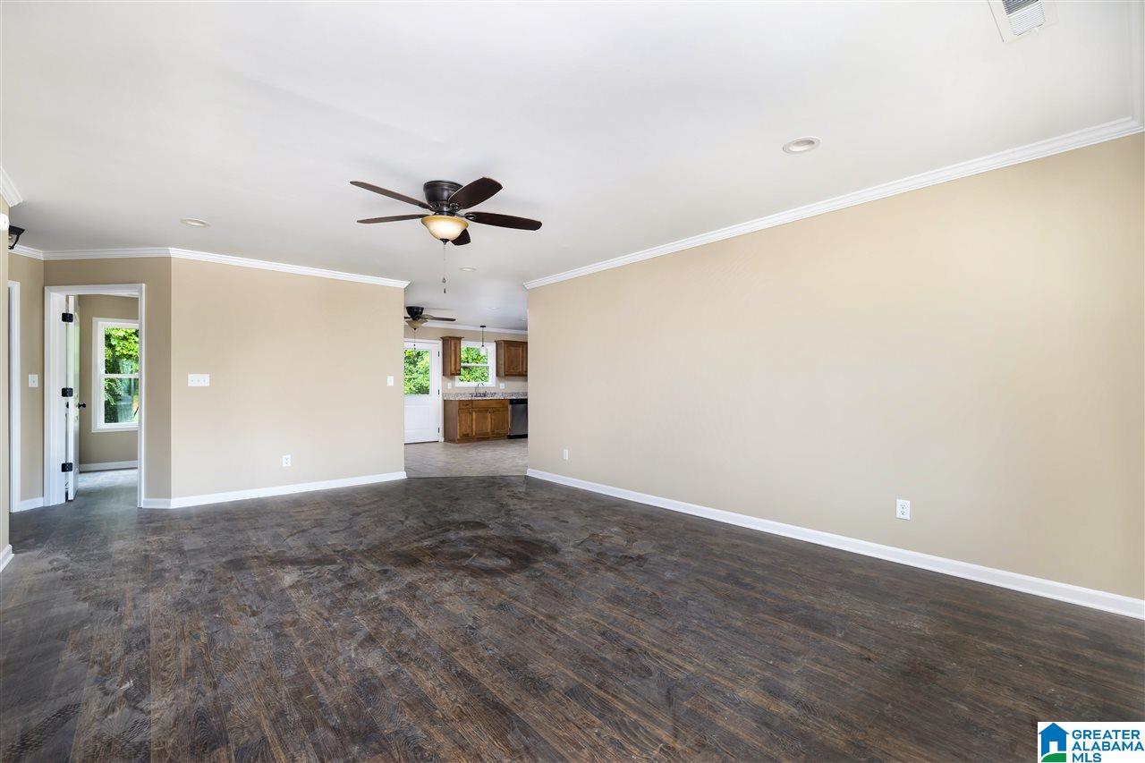349 Central Avenue Oneonta, AL 35121 - Photo 6 of 25