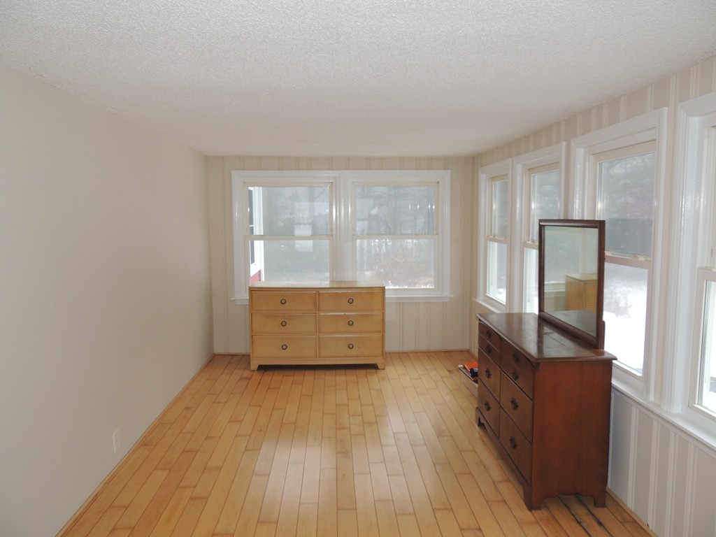 2 Crest Road Monson, MA 01057 - Photo 6 of 19