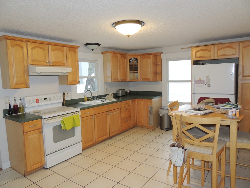 2 Crest Road Monson, MA 01057 - Photo 8 of 19