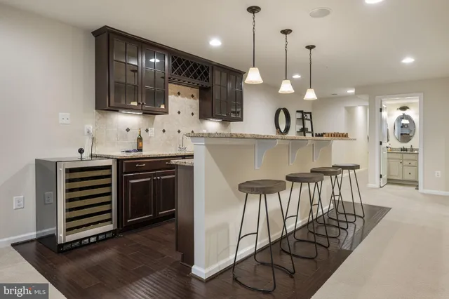 $750,000 | 625 Cliff Lane, Malvern, PA 19355