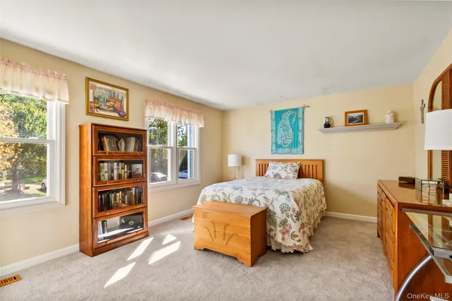 $470,000 | 204 Williamsburg Drive, Mahopac, NY 10541