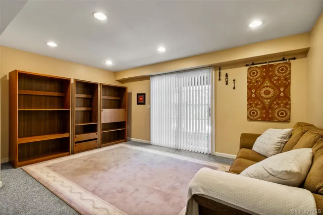 $470,000 | 204 Williamsburg Drive, Mahopac, NY 10541