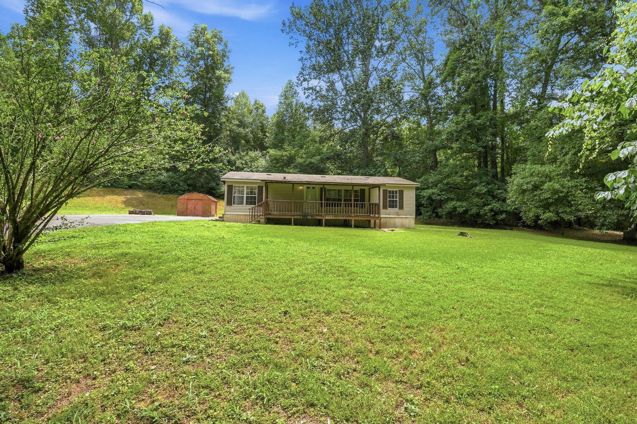 192 Lookout Tower Road Northwest Charleston, TN 37310 - Photo 2 of 15 3-web-or-mls-IMG_5232