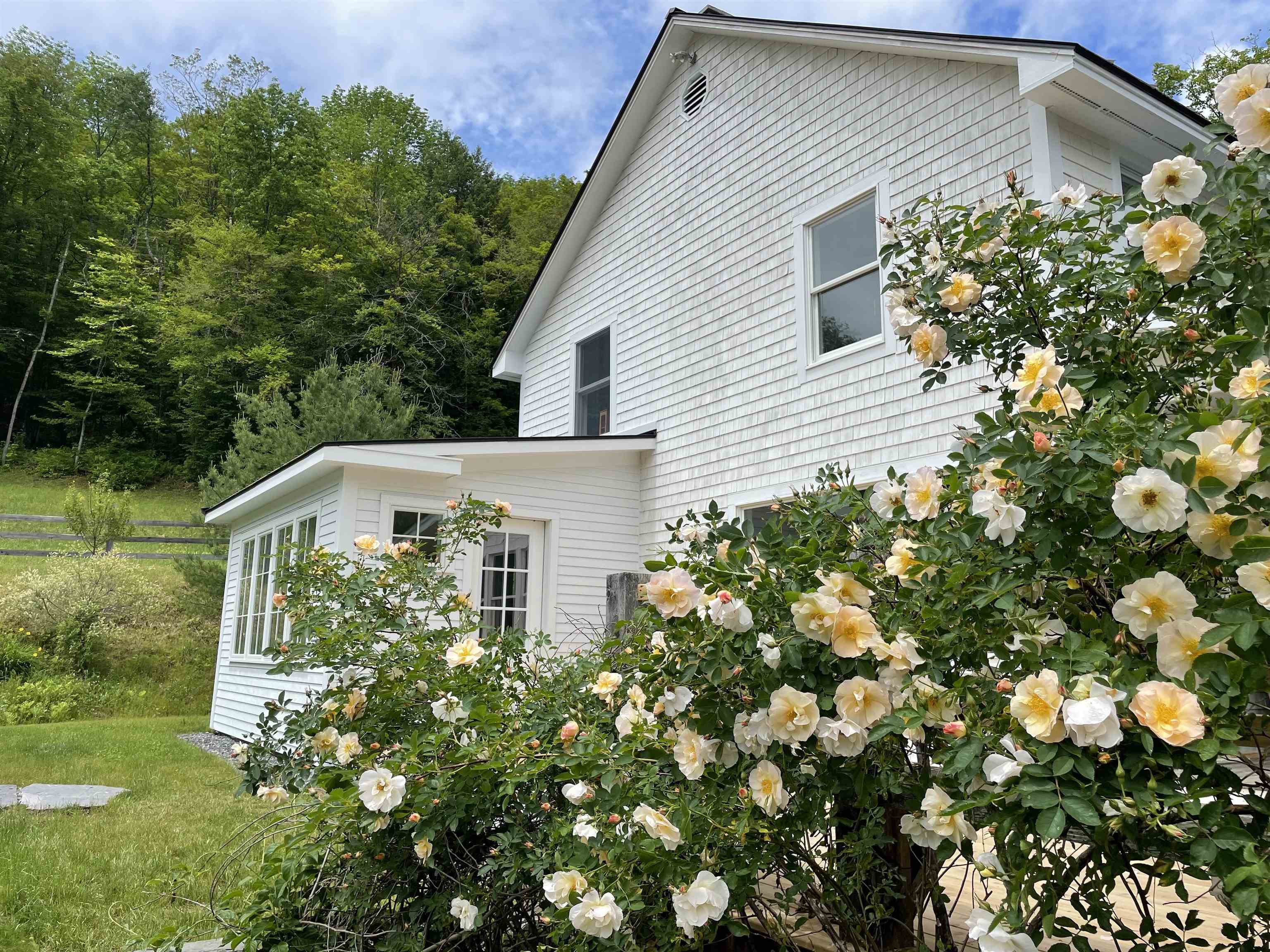 766 Masterson Road Barnard, VT 05032 - Photo 4 of 34